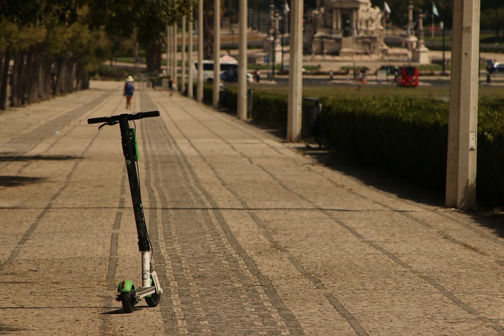 comment debrider une trotinette